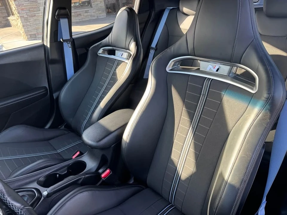 2022 Hyundai Veloster N - Image 9 of 10