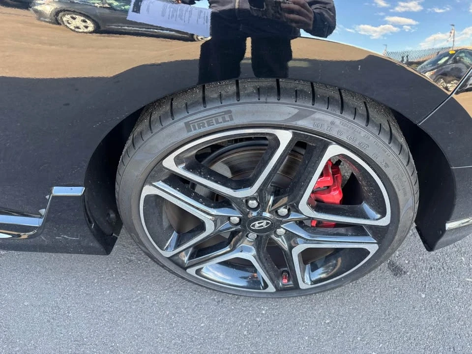 2022 Hyundai Veloster N - Image 7 of 10