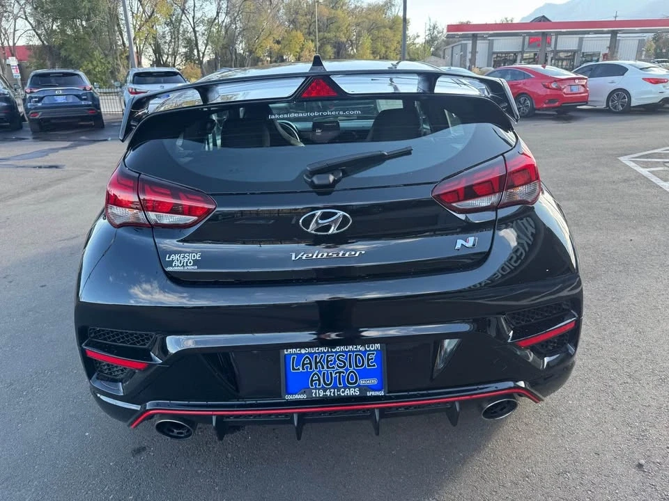 2022 Hyundai Veloster N - Image 5 of 10