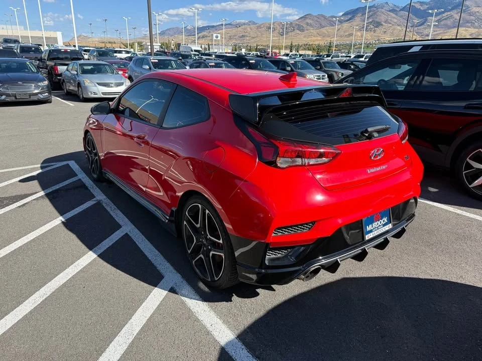 2022 Hyundai Veloster N - Image 4 of 10