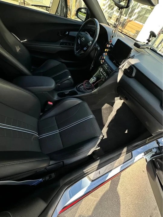 2022 Hyundai Veloster N - Image 14 of 17