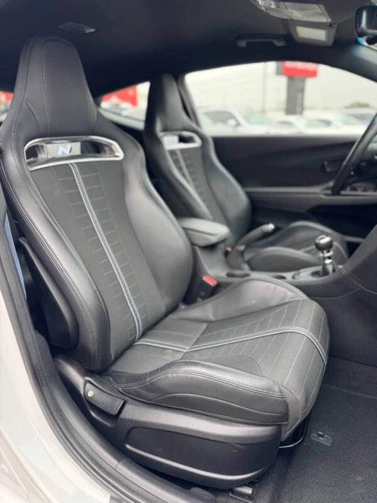 2022 Hyundai Veloster N - Image 6 of 8