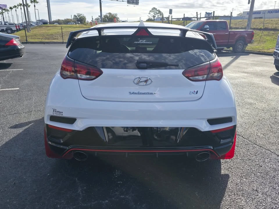 2022 Hyundai Veloster N - Image 2 of 7