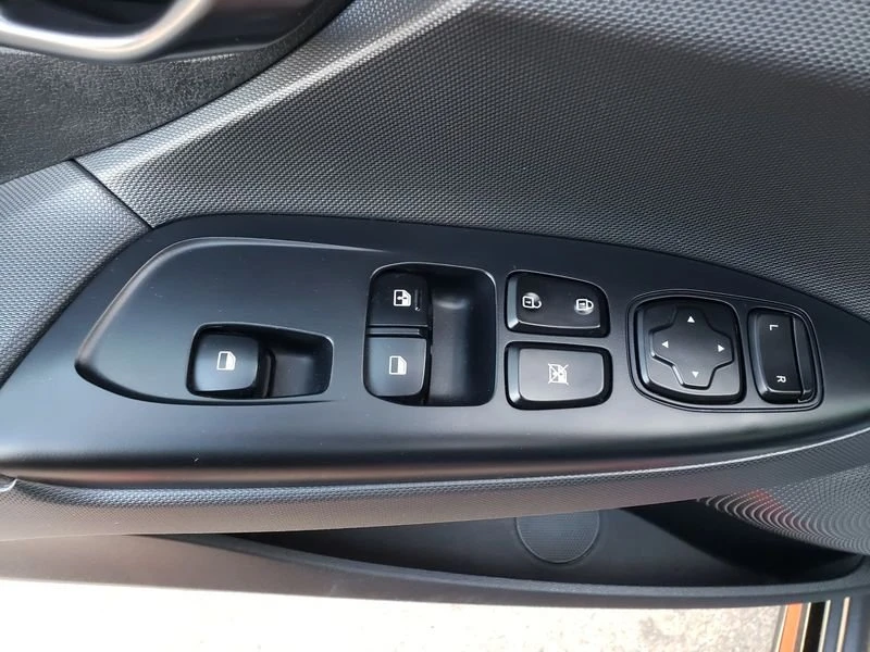 2022 Hyundai Veloster N - Image 11 of 20