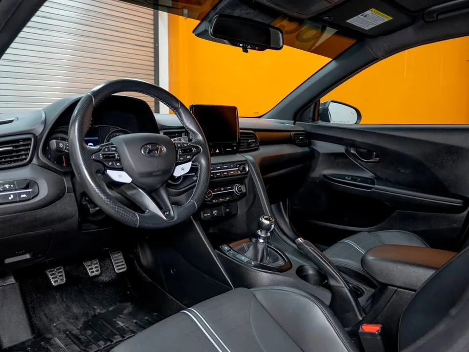 2022 Hyundai Veloster - Image 3 of 20