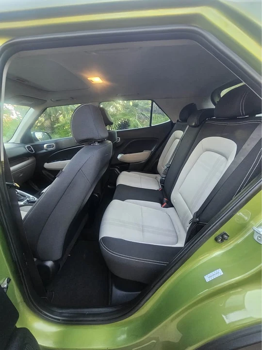 2022 Hyundai Venue - Image 6 of 8