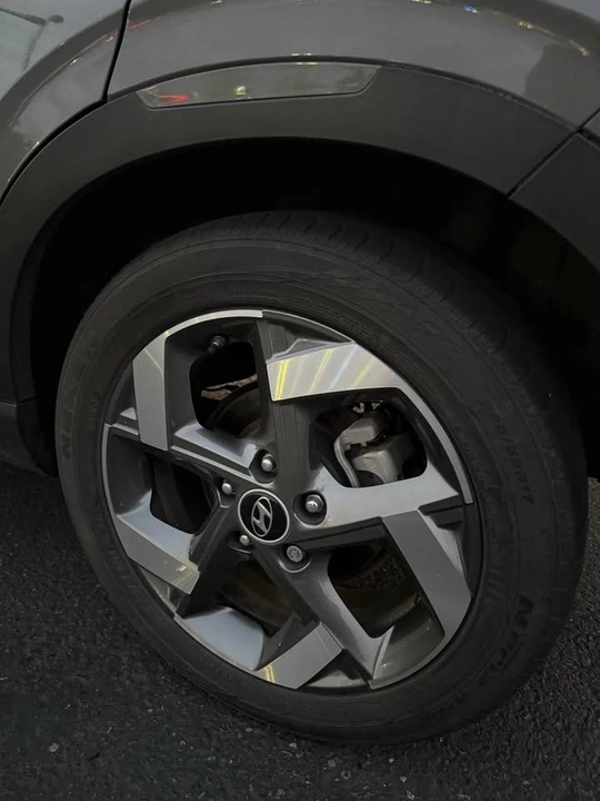 2022 Hyundai Venue - Image 7 of 10