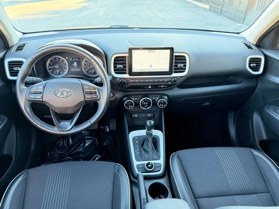 2022 Hyundai Venue - Image 8 of 15