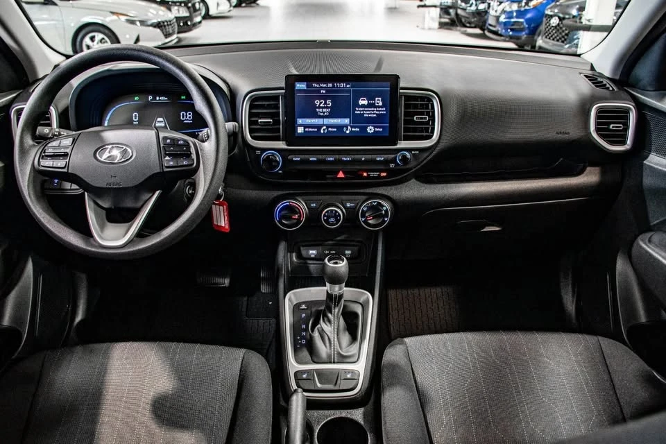 2022 Hyundai Venue - Image 5 of 20