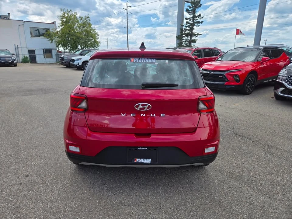 2022 Hyundai Venue - Image 5 of 18
