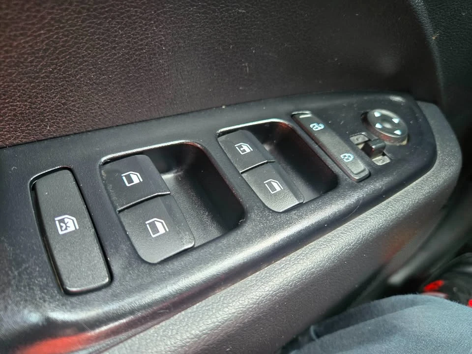 2022 Hyundai Venue - Image 17 of 18