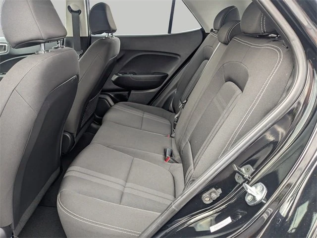 2022 Hyundai Venue - Image 9 of 12