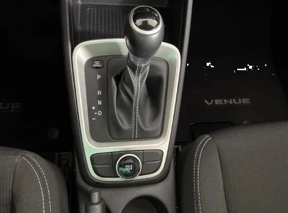2022 Hyundai Venue - Image 8 of 11