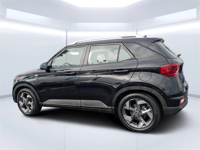 2022 Hyundai Venue - Image 4 of 12