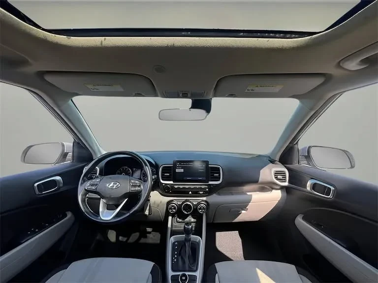 2022 Hyundai Venue - Image 5 of 7