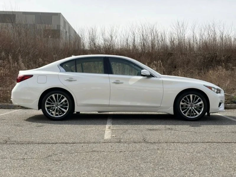 2022 Infiniti Q50 - Image 9 of 12
