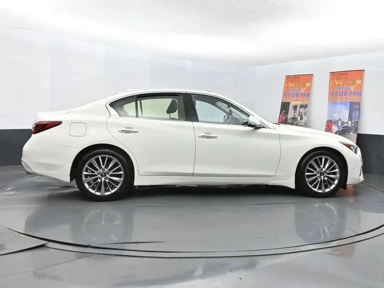 2022 Infiniti Q50 - Image 4 of 12