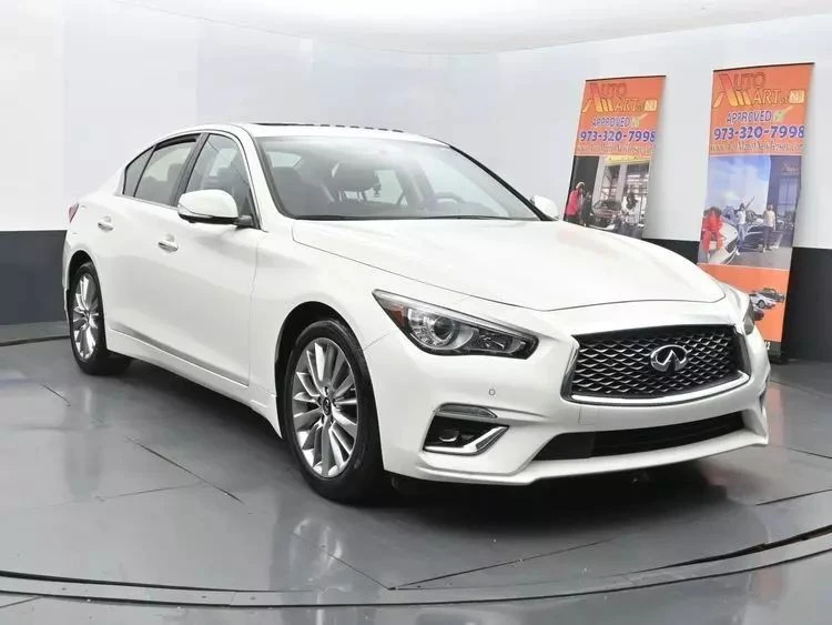 2022 Infiniti Q50 - Image 2 of 12