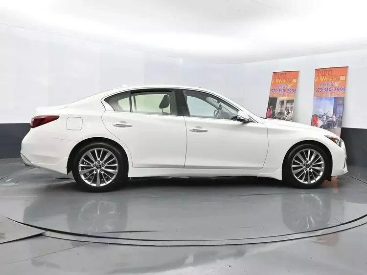 2022 Infiniti Q50 - Image 4 of 12