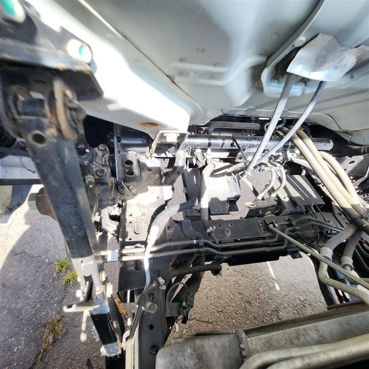 2022 Isuzu Elf - Image 30 of 31