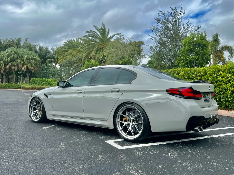 2022 BMW F90 M5 - Image 2 of 3