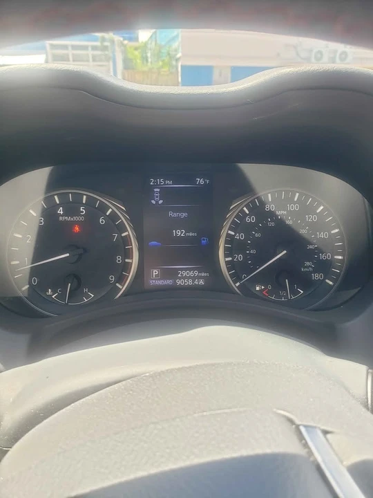 2022 Infiniti Q60 - Image 2 of 17