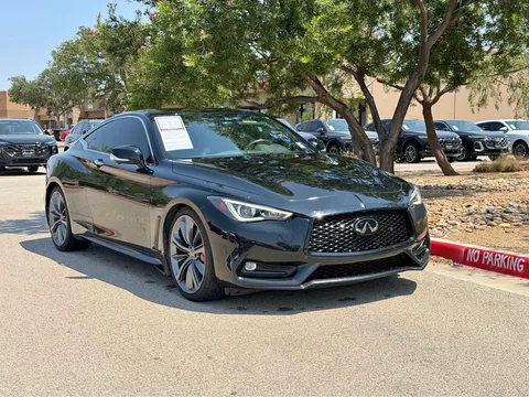 2022 Infiniti Q60 Red Sport 400