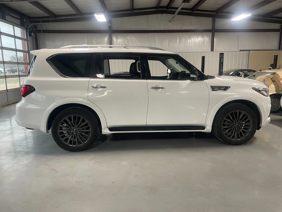 2022 Infiniti QX80 - Image 3 of 21