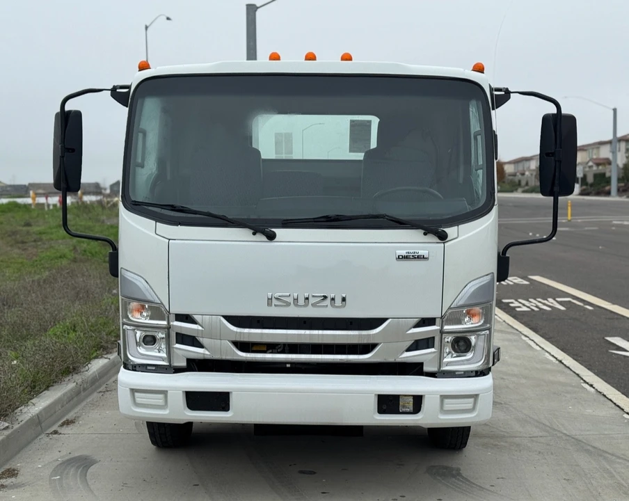 2022 Isuzu Elf - Image 7 of 11
