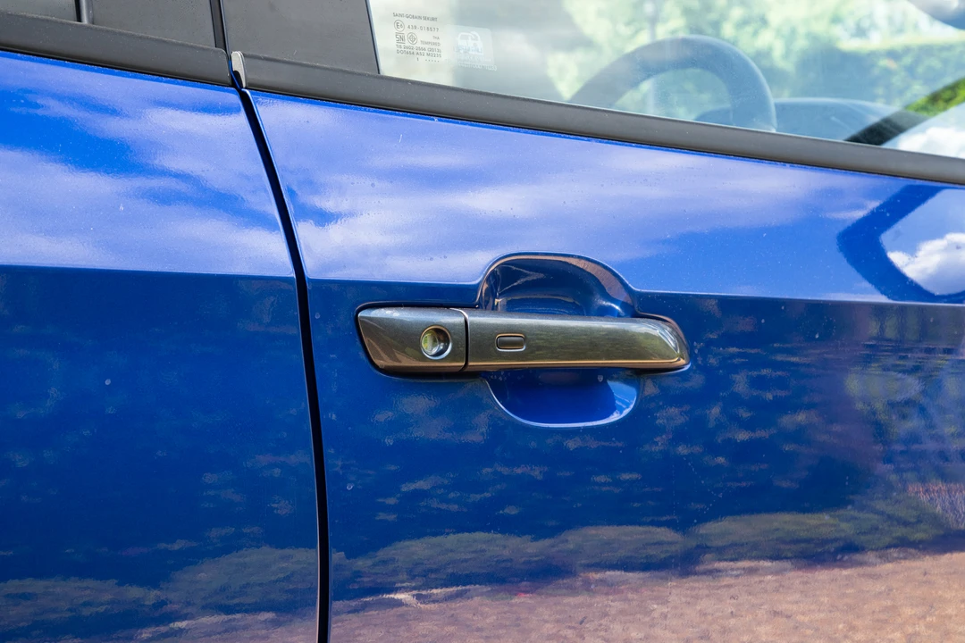 2022 Isuzu - Image 11 of 31