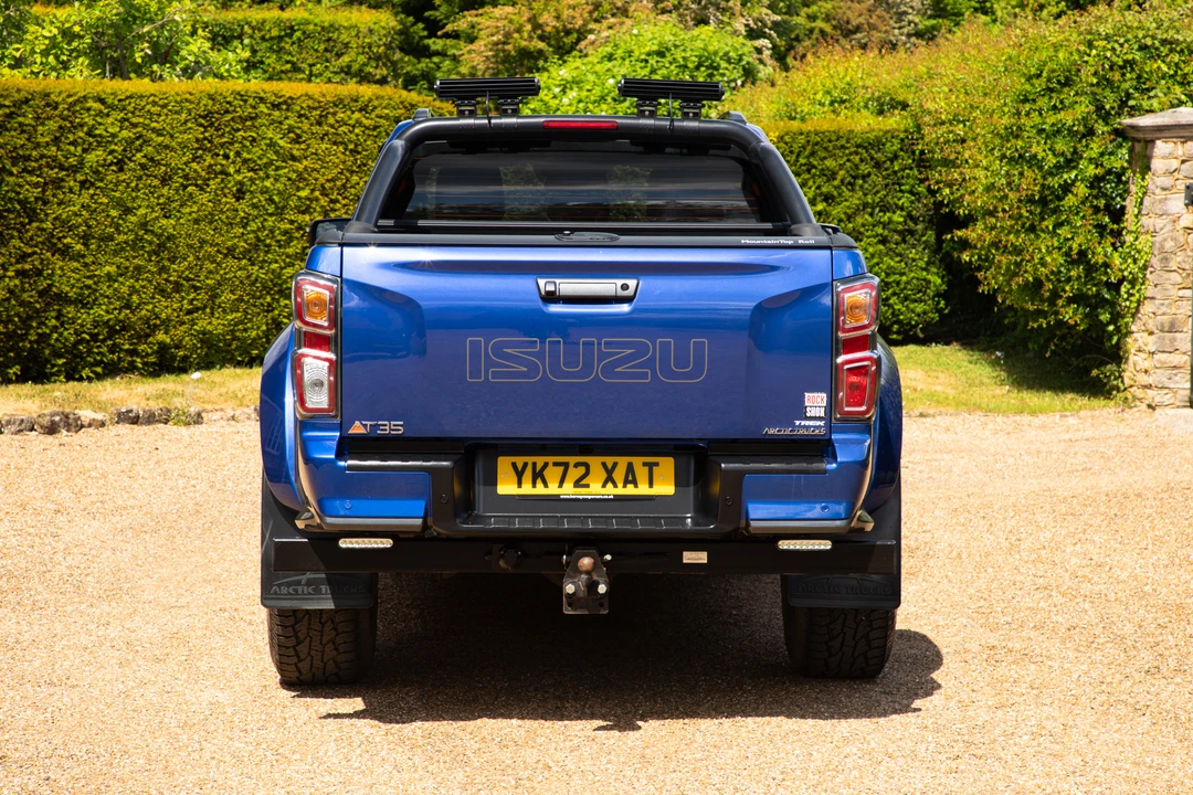 2022 Isuzu - Image 6 of 31