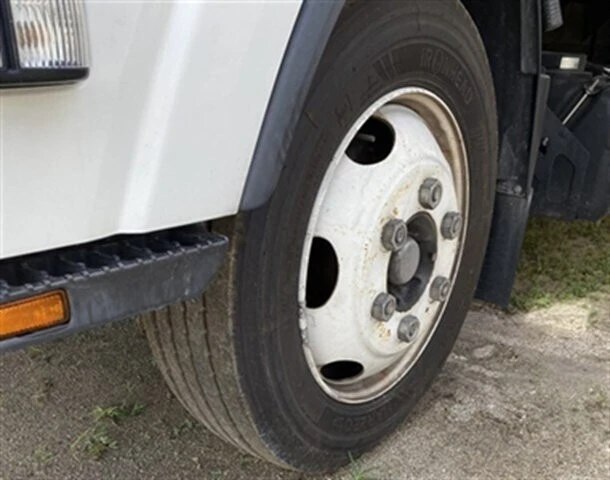 2022 Isuzu Elf - Image 7 of 9