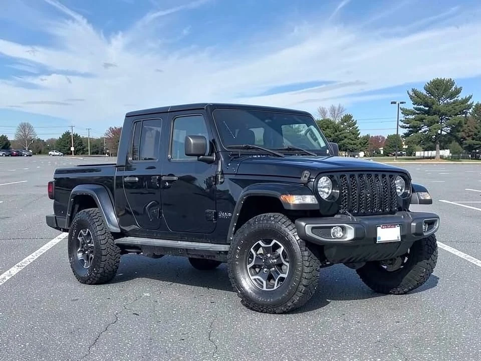 2022 Jeep JT Gladiator - Image 2 of 15
