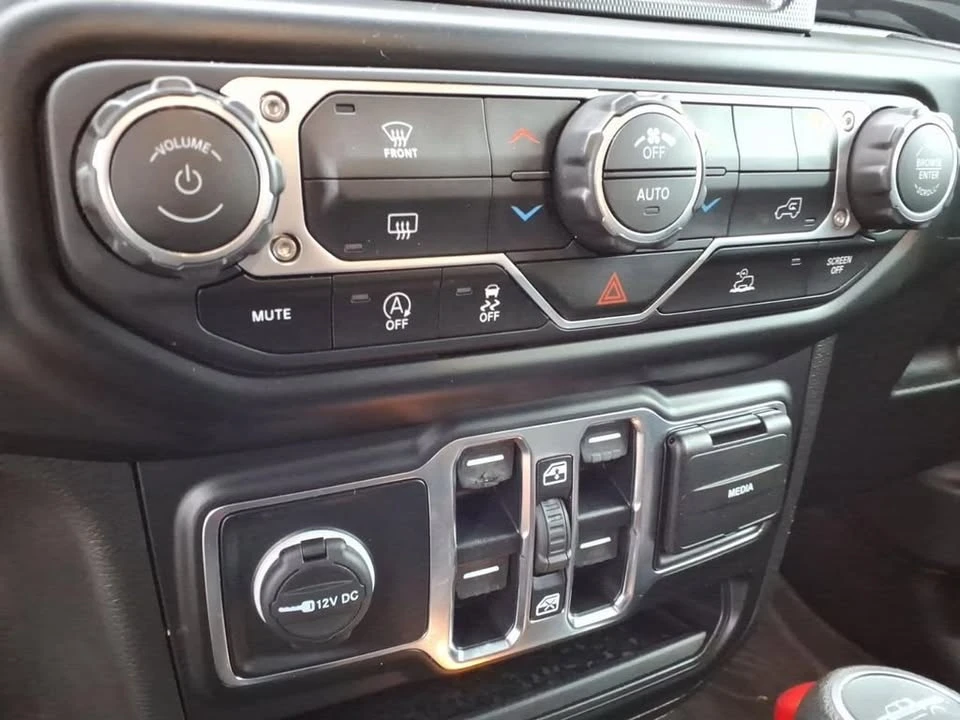 2022 Jeep JT Gladiator - Image 18 of 20
