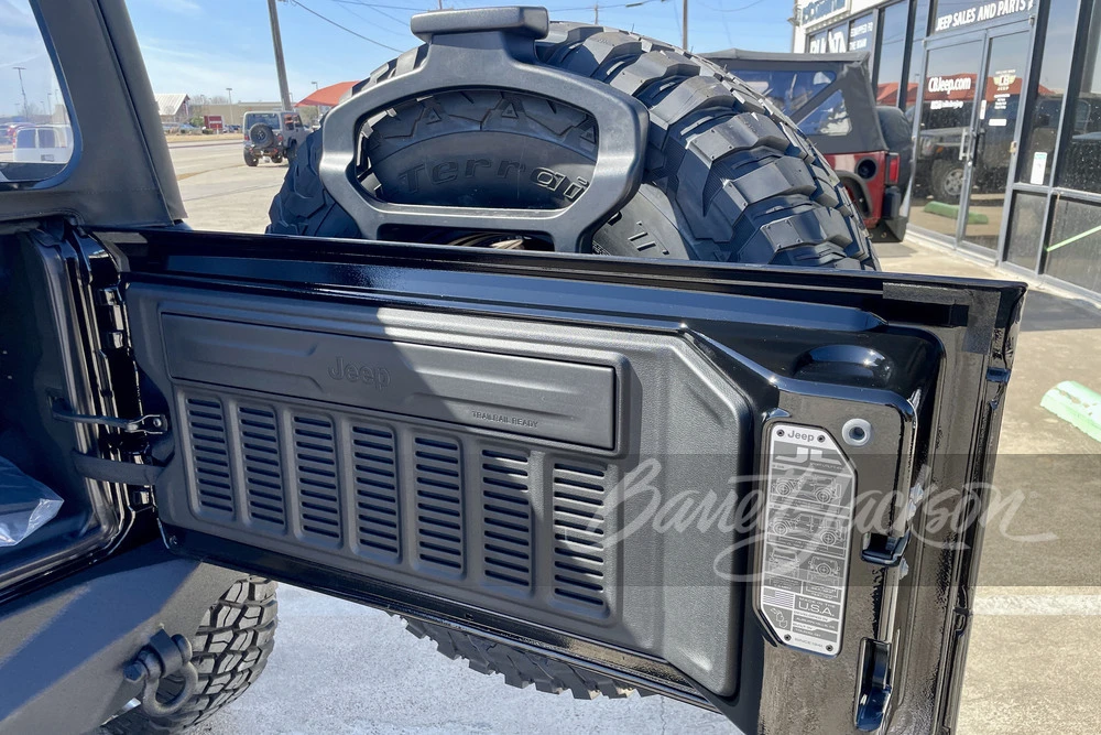 2022 Jeep JL Wrangler - Image 16 of 31