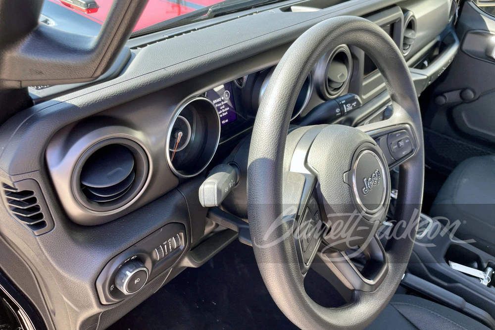 2022 Jeep JL Wrangler - Image 18 of 31