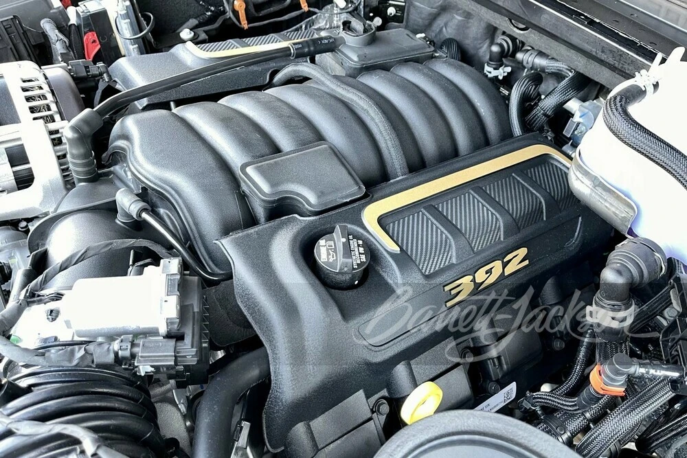 2022 Jeep JL Wrangler - Image 15 of 31