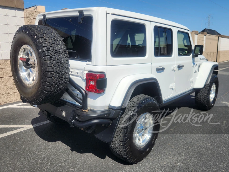 2022 Jeep JL Wrangler - Image 15 of 31