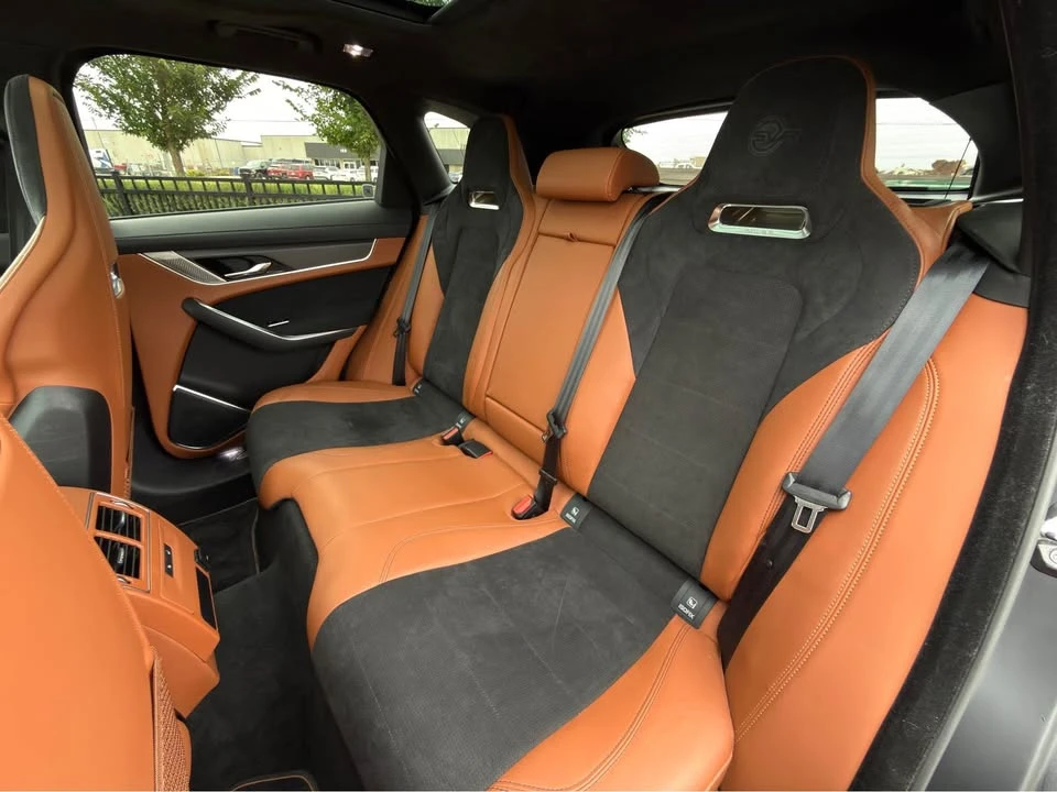 2022 Jaguar F-Pace - Image 6 of 6