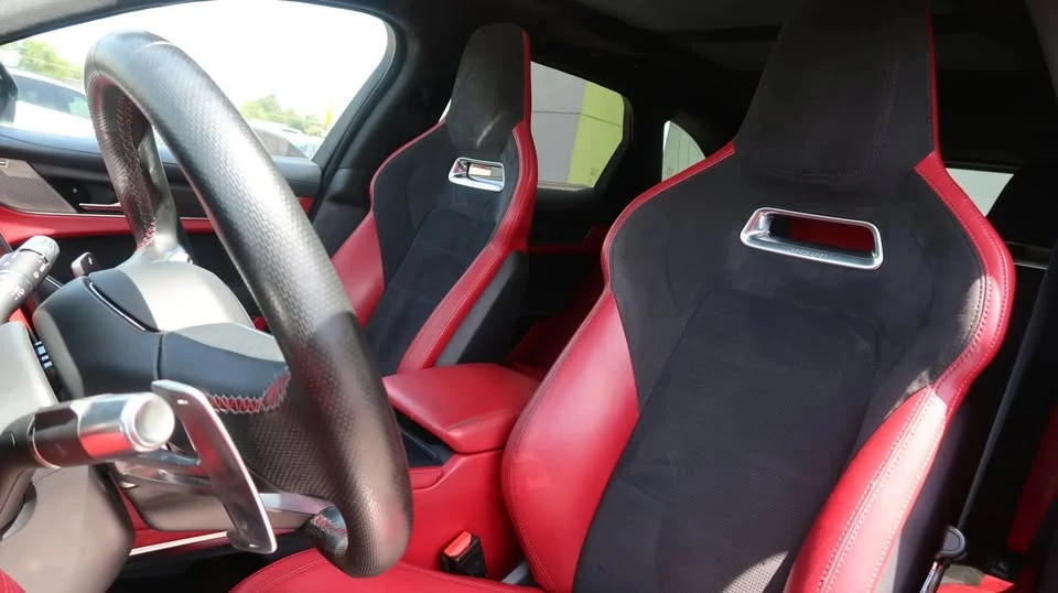 2022 Jaguar F-Pace - Image 18 of 20