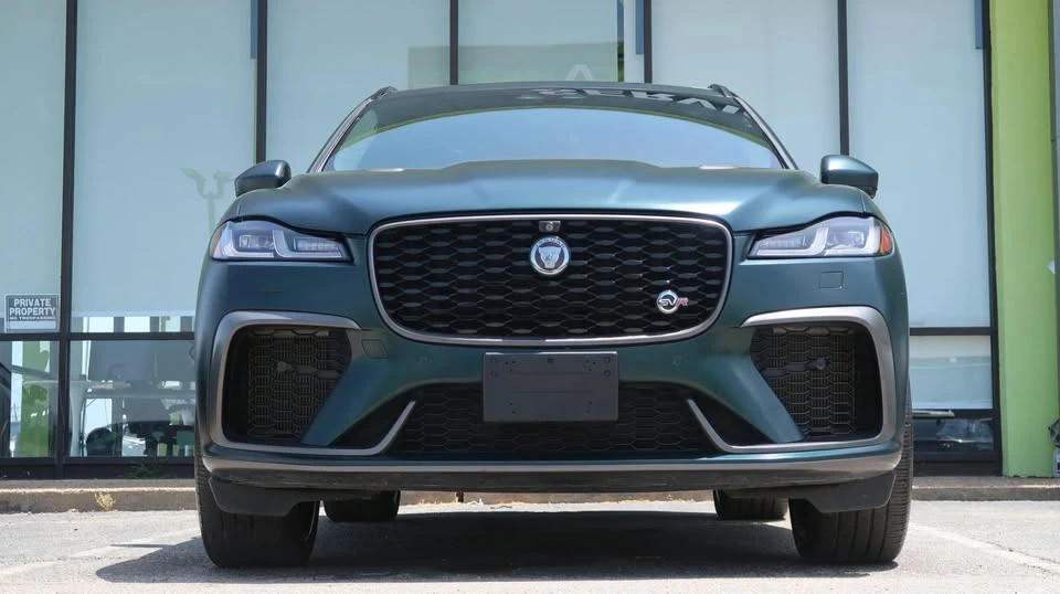 2022 Jaguar F-Pace - Image 2 of 20