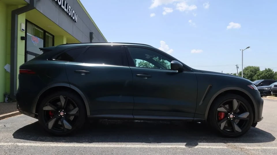 2022 Jaguar F-Pace - Image 8 of 20