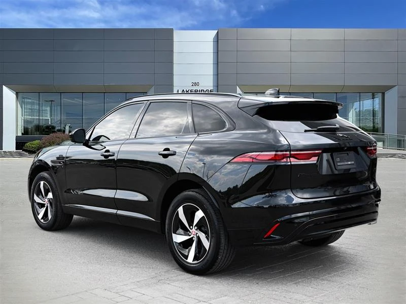 2022 Jaguar F-Pace - Image 7 of 10