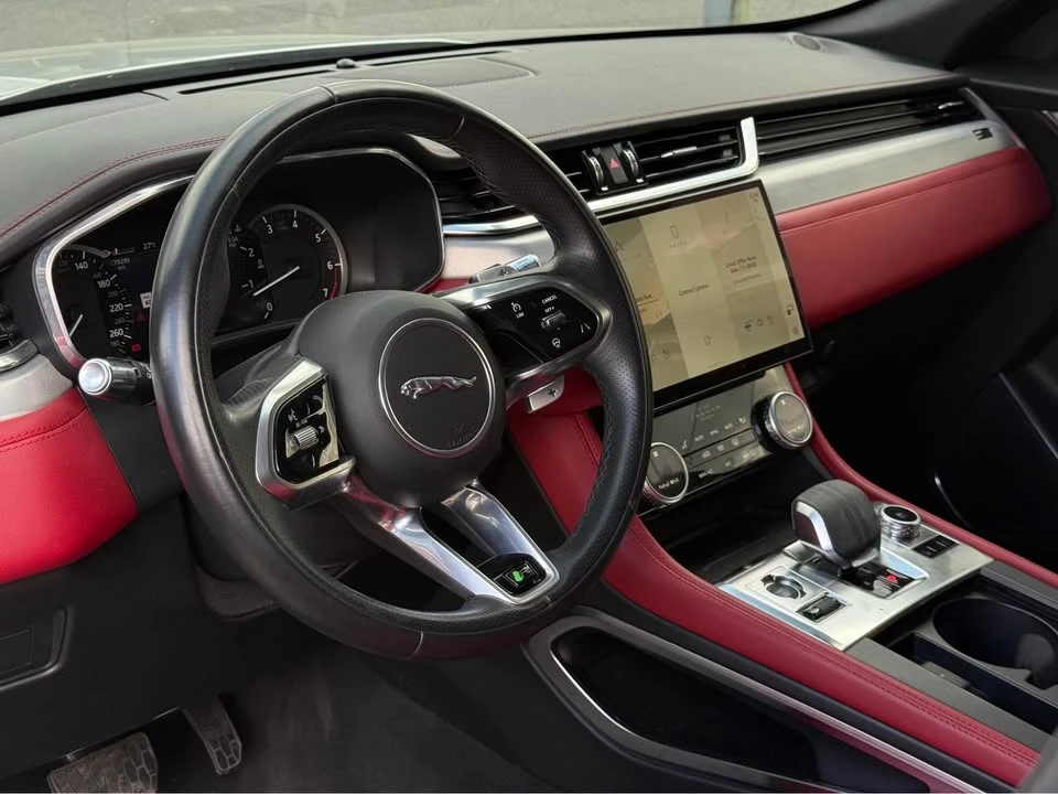 2022 Jaguar F-Pace - Image 8 of 9
