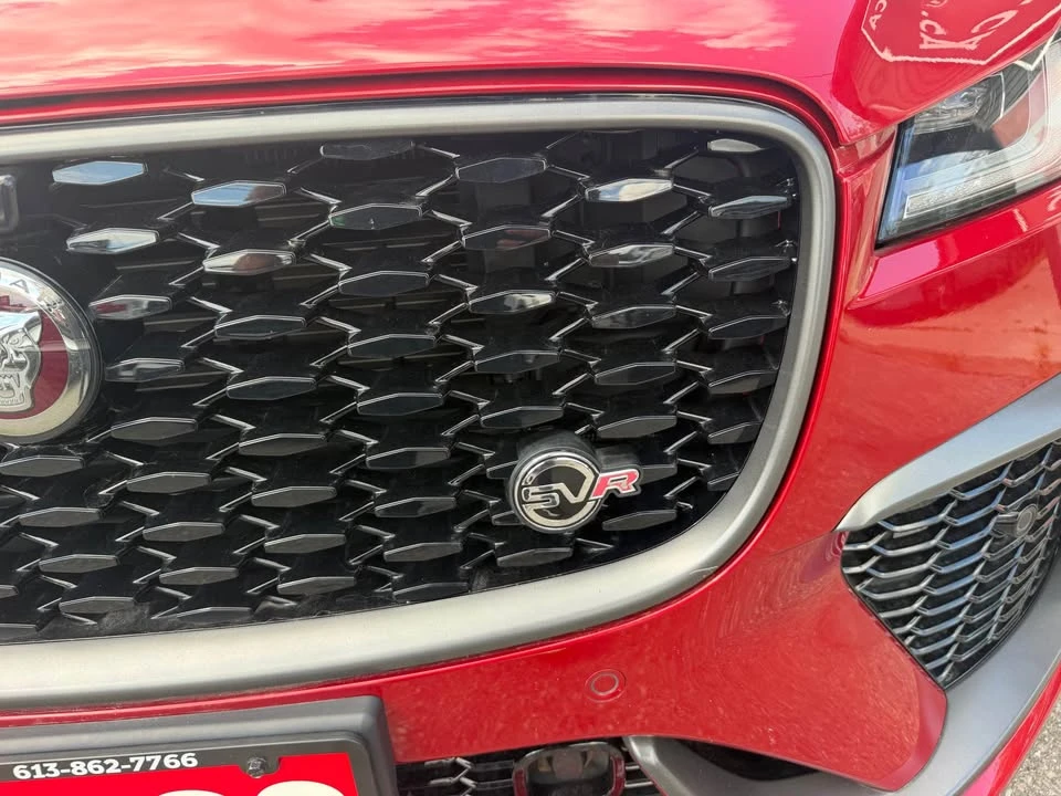 2022 Jaguar F-Pace - Image 11 of 20