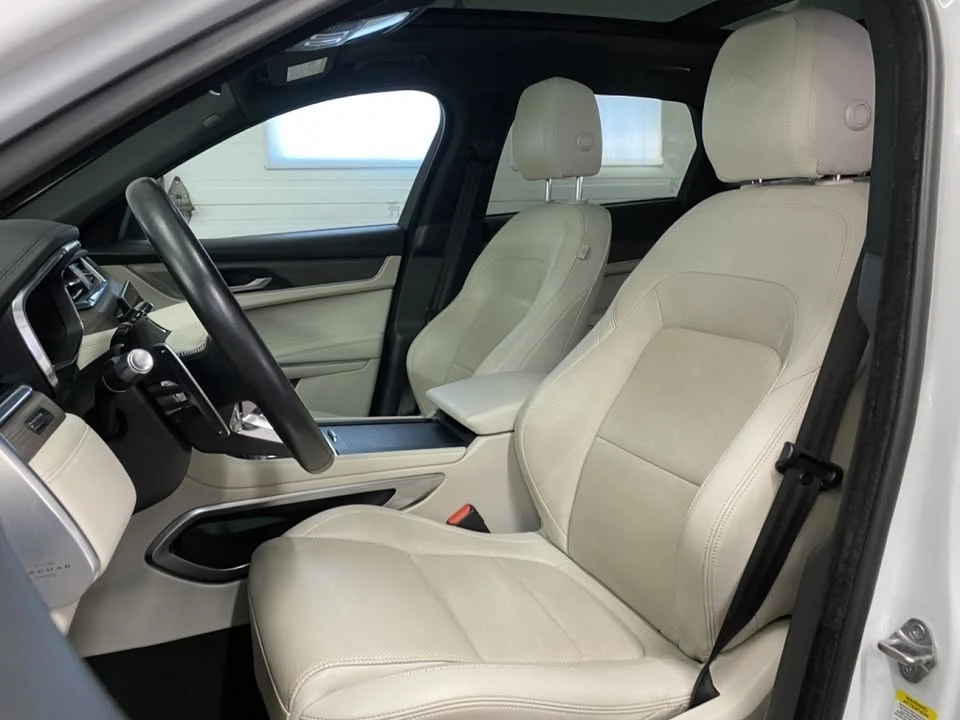 2022 Jaguar F-Pace - Image 12 of 20