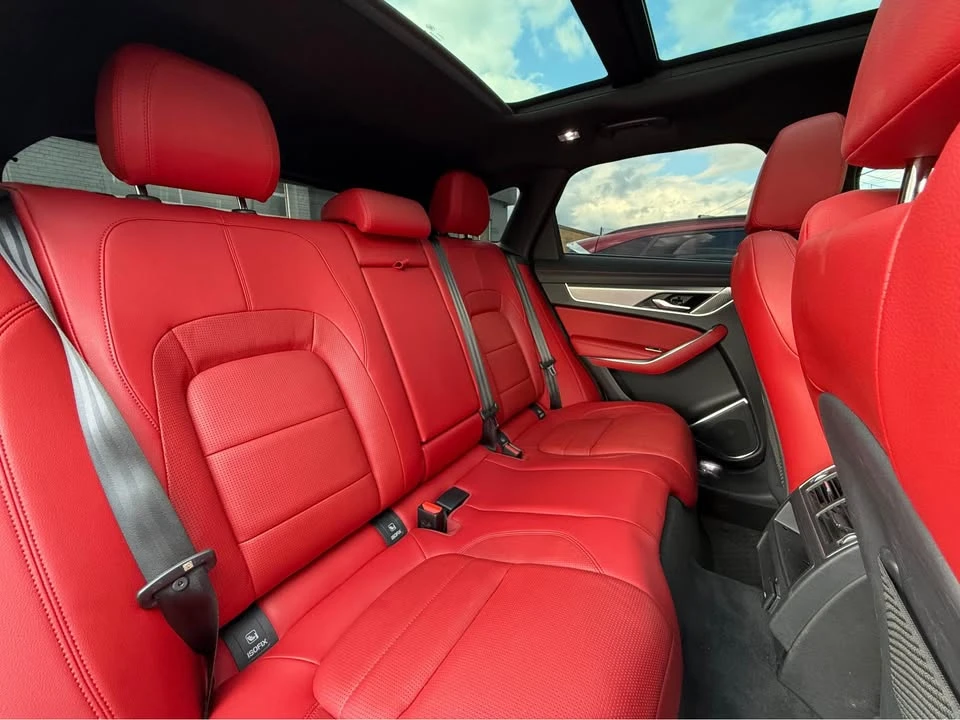 2022 Jaguar F-Pace - Image 9 of 9