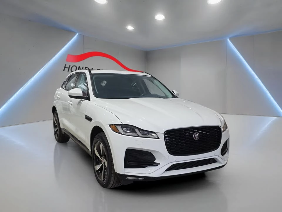 2022 Jaguar F-Pace - Image 8 of 10