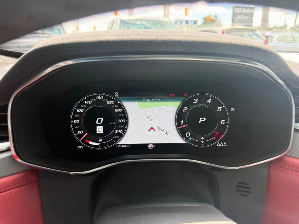 2022 Jaguar F-Pace - Image 18 of 20