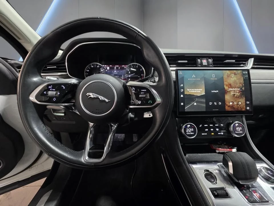 2022 Jaguar F-Pace - Image 10 of 10